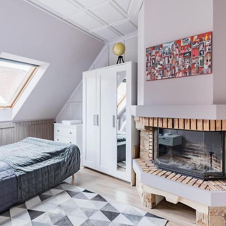 Sunny And Central Penthouse With Private Garage Budapest Exterior foto