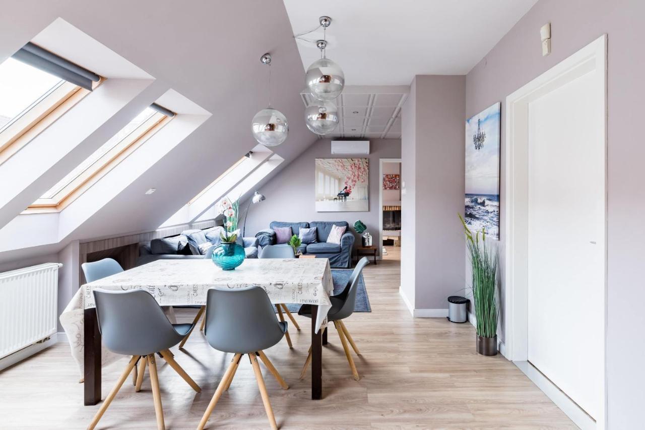 Sunny And Central Penthouse With Private Garage Budapest Exterior foto