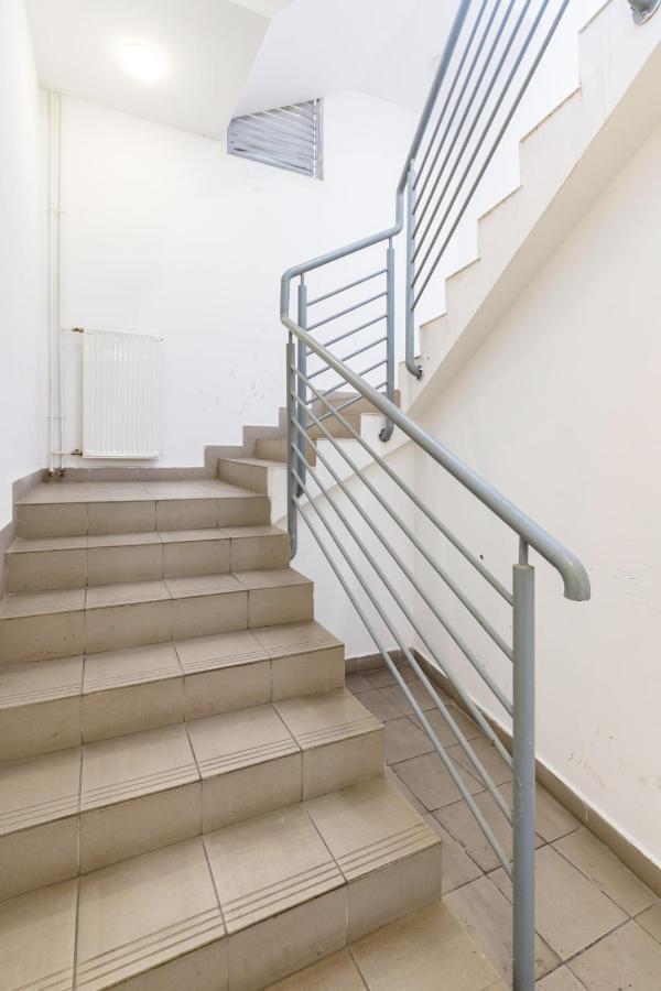 Sunny And Central Penthouse With Private Garage Budapest Exterior foto