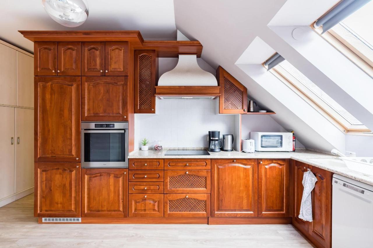 Sunny And Central Penthouse With Private Garage Budapest Exterior foto